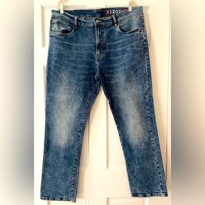 IZOD men’s straight leg comfort fit jeans
